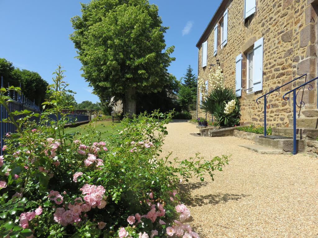 Les Quatre Saisons Bed & Breakfast Moitron-sur-Sarthe Exterior photo